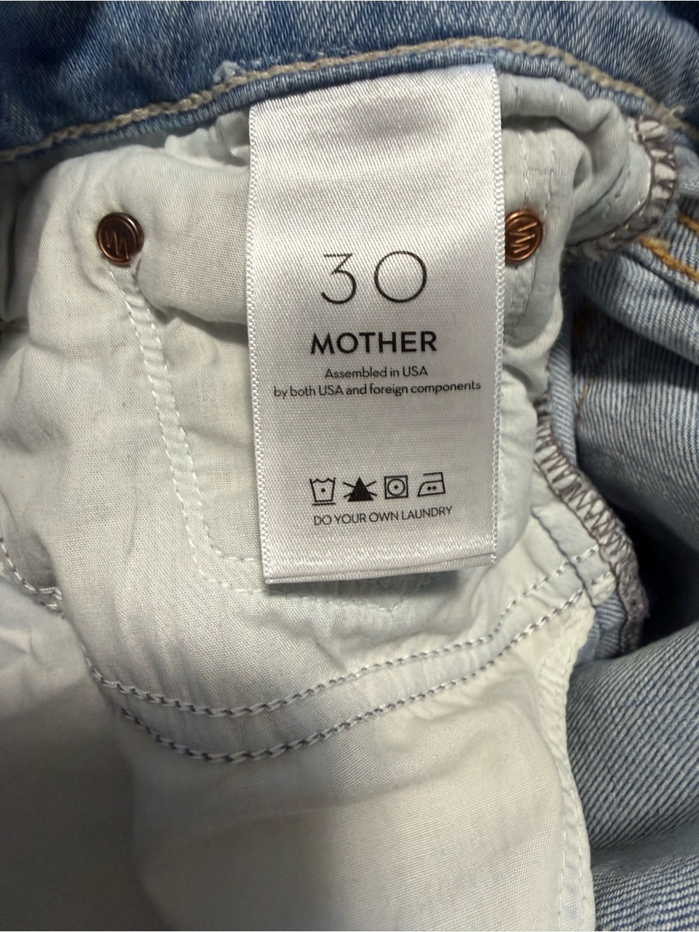 MOTHER The Tomcat Jeans The Confession Distressed Straight Leg Sz 30 (US 8) - Picture 4 of 9
